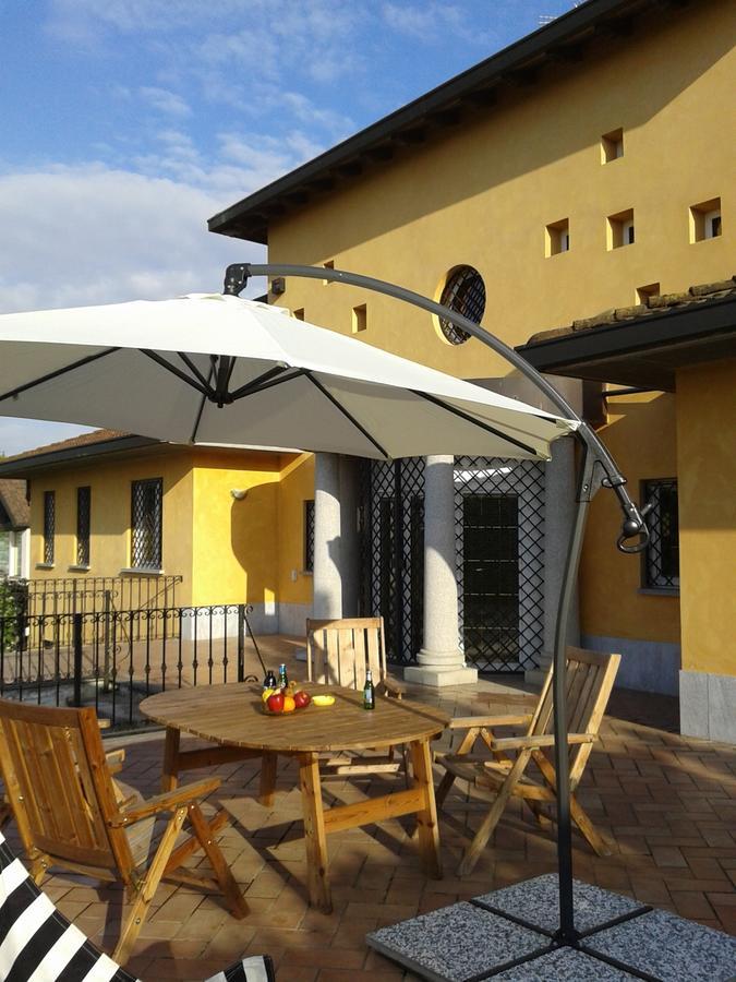 One M Bed and Breakfast Borgarello Exterior foto